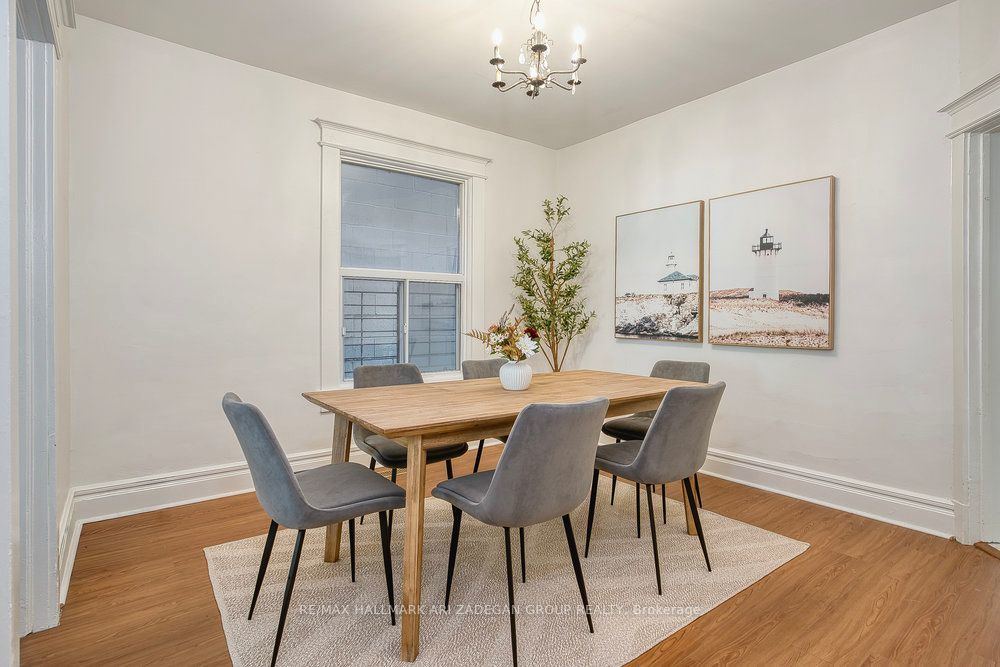 151 Broadview Avenue, Toronto E01