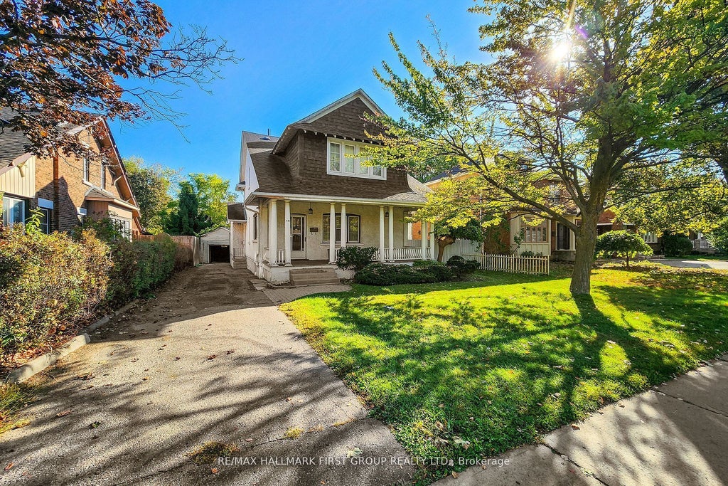 481 Simcoe Street N, Oshawa