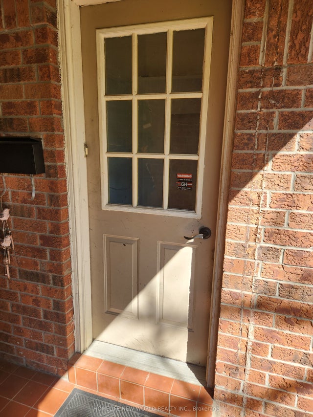 12 Hartsville Avenue Basement, Toronto E10