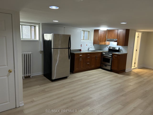 1342 Pape Avenue Unit G, Toronto E03