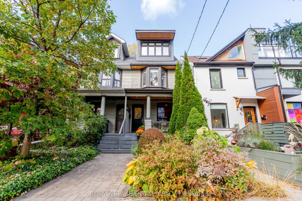 82 Dagmar Avenue, Toronto E01