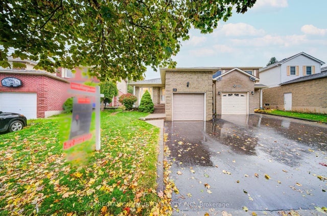 44 Angus Drive, Ajax