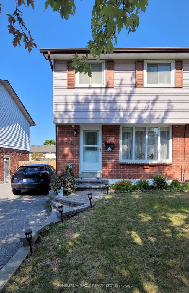1312 Cherrydown Drive, Oshawa