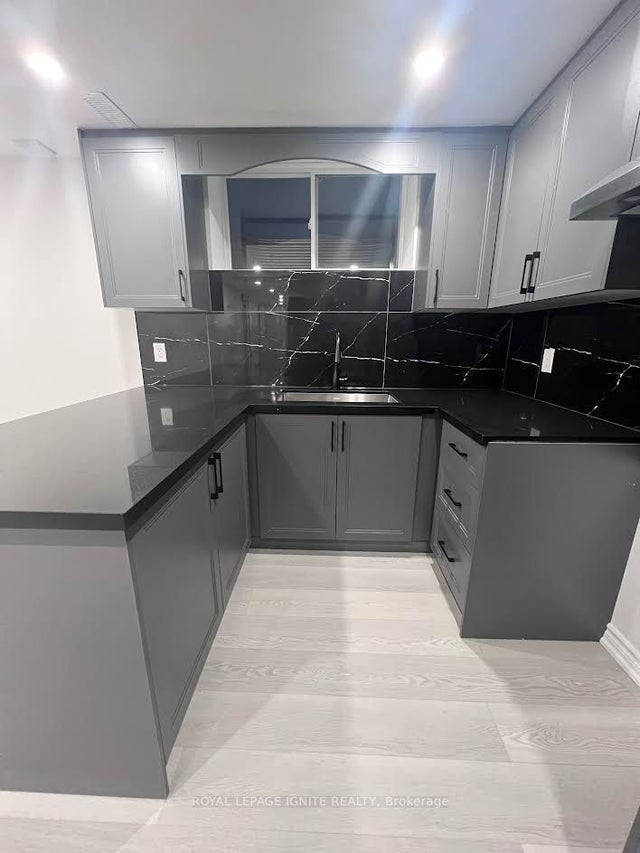 2494 Kentucky Derby Way Bsmnt, Oshawa