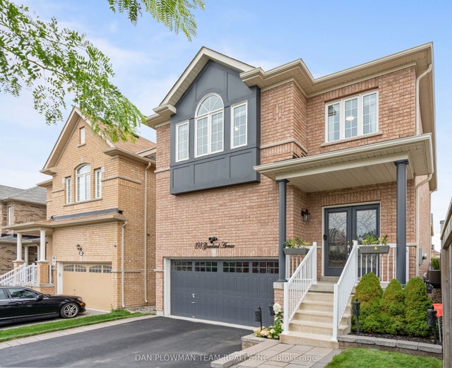 898 Groveland Avenue, Oshawa