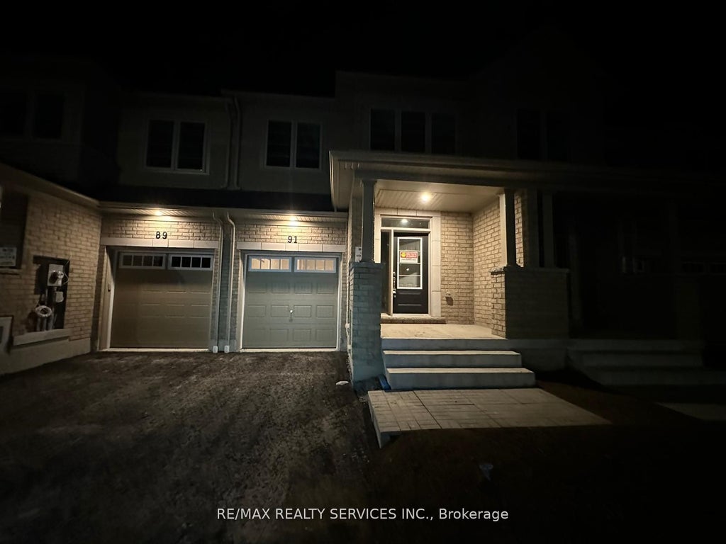 93 Air Dancer Crescent, Oshawa