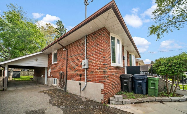 259 Tower Drive Bsmt -1, Toronto E04