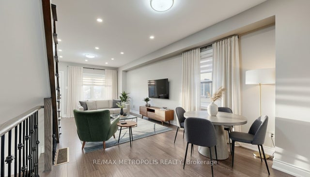 461 Warden Avenue, Toronto E06