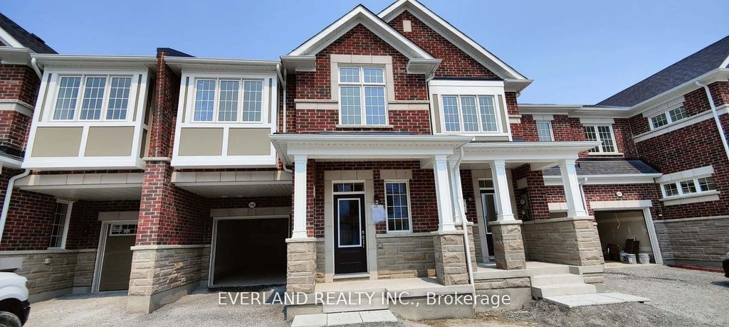 3305 Thunderbird Promenade, Pickering