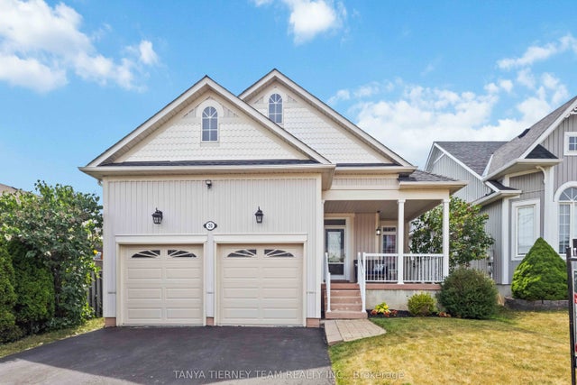 26 Wilshire Drive, Whitby