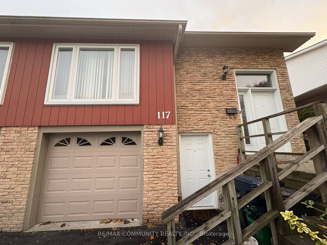 117 Millhouse Crescent, Toronto E11