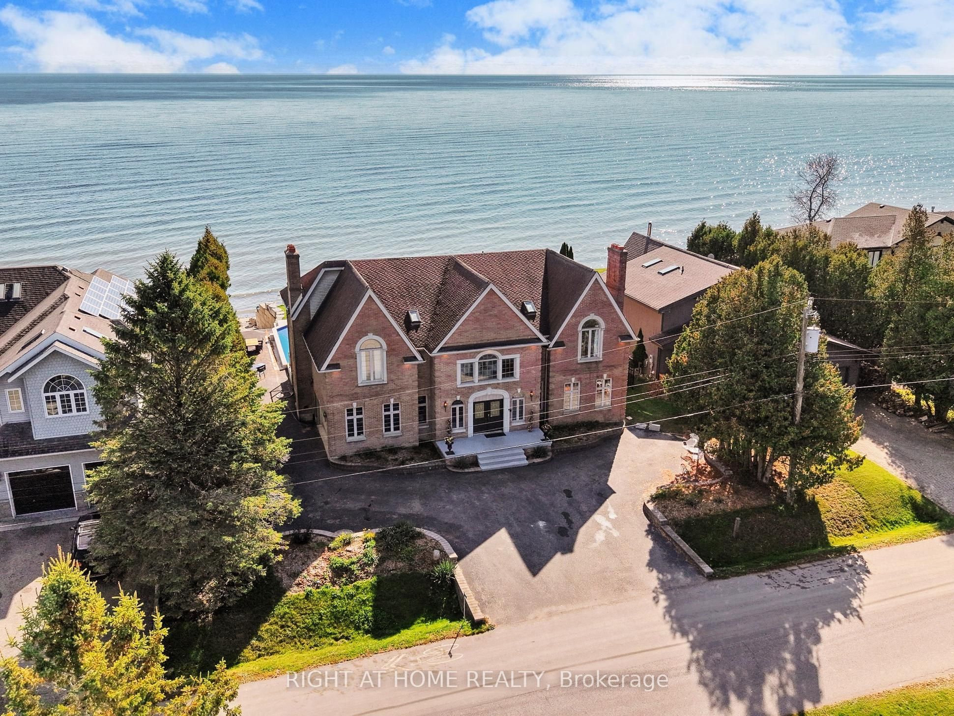Featured Listing Image