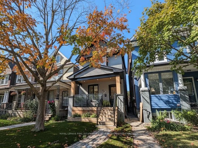 72 Harcourt Avenue, Toronto E01