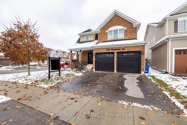 1532 Woodstream Avenue, Oshawa