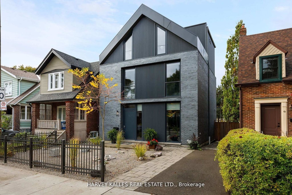 60 Hiltz Avenue, Toronto E01