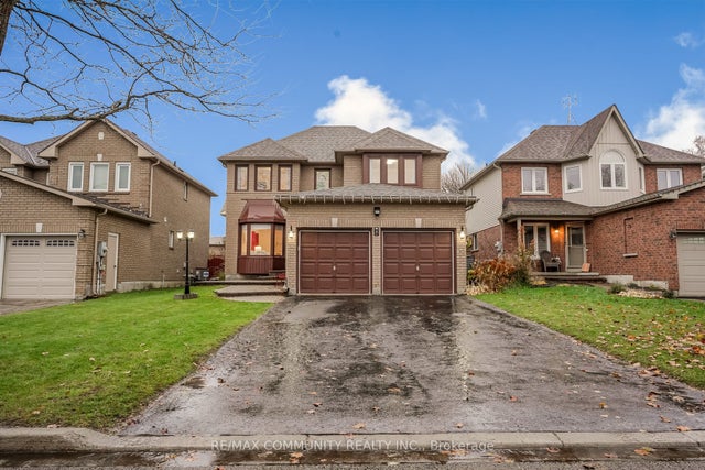 4 Edgerton Drive N, Clarington