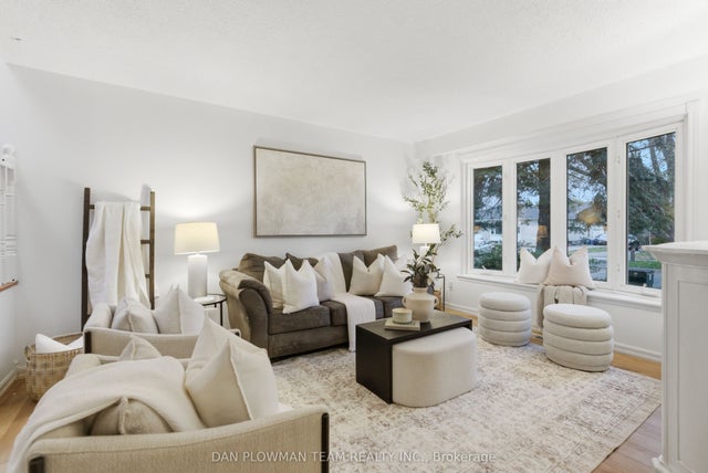 366 Rosedale Drive, Whitby