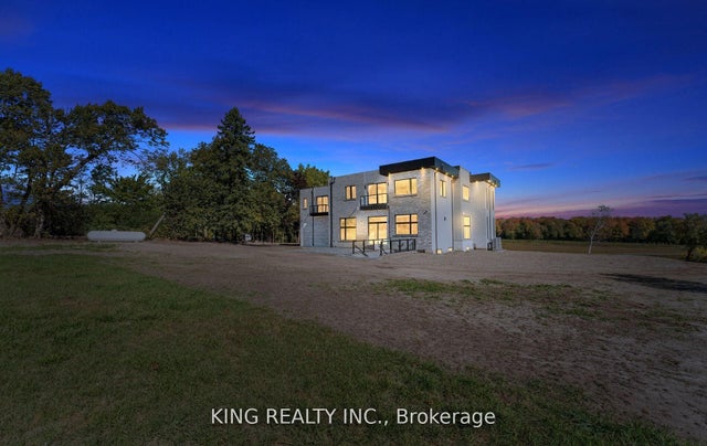 6540 Coronation Road, Whitby