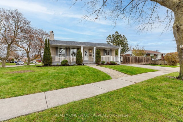 14 Taylor Road, Ajax