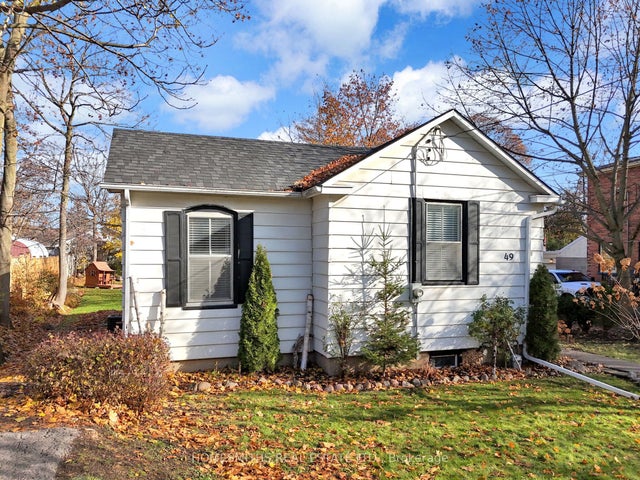 49 Centre Street, Clarington