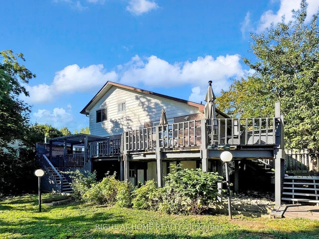 2 Hetherington Drive, Clarington