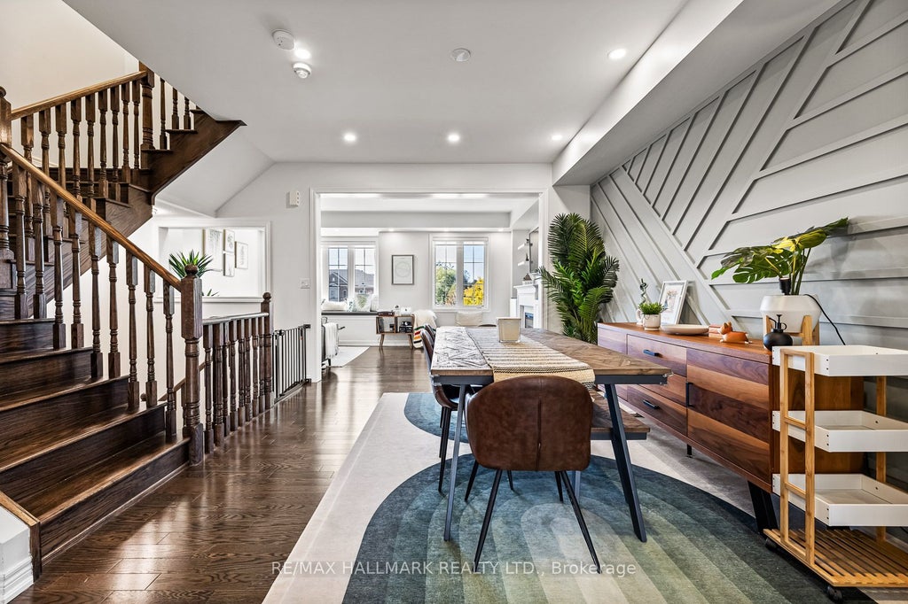 1965 Altona Road 5, Pickering