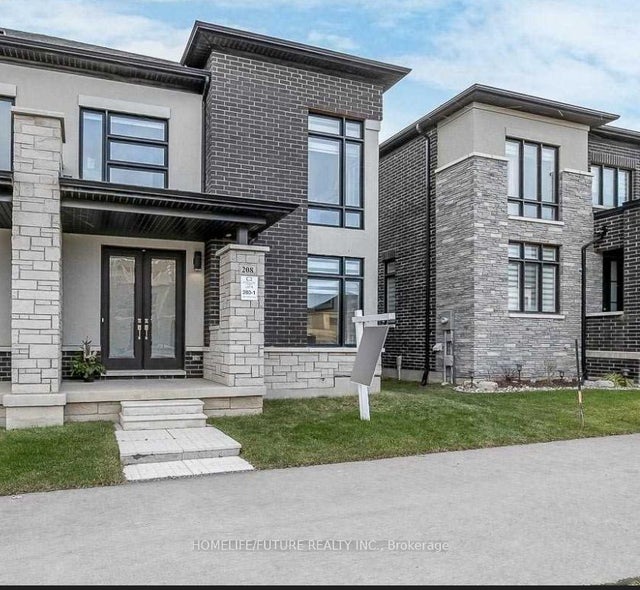 208 Coronation Road, Whitby