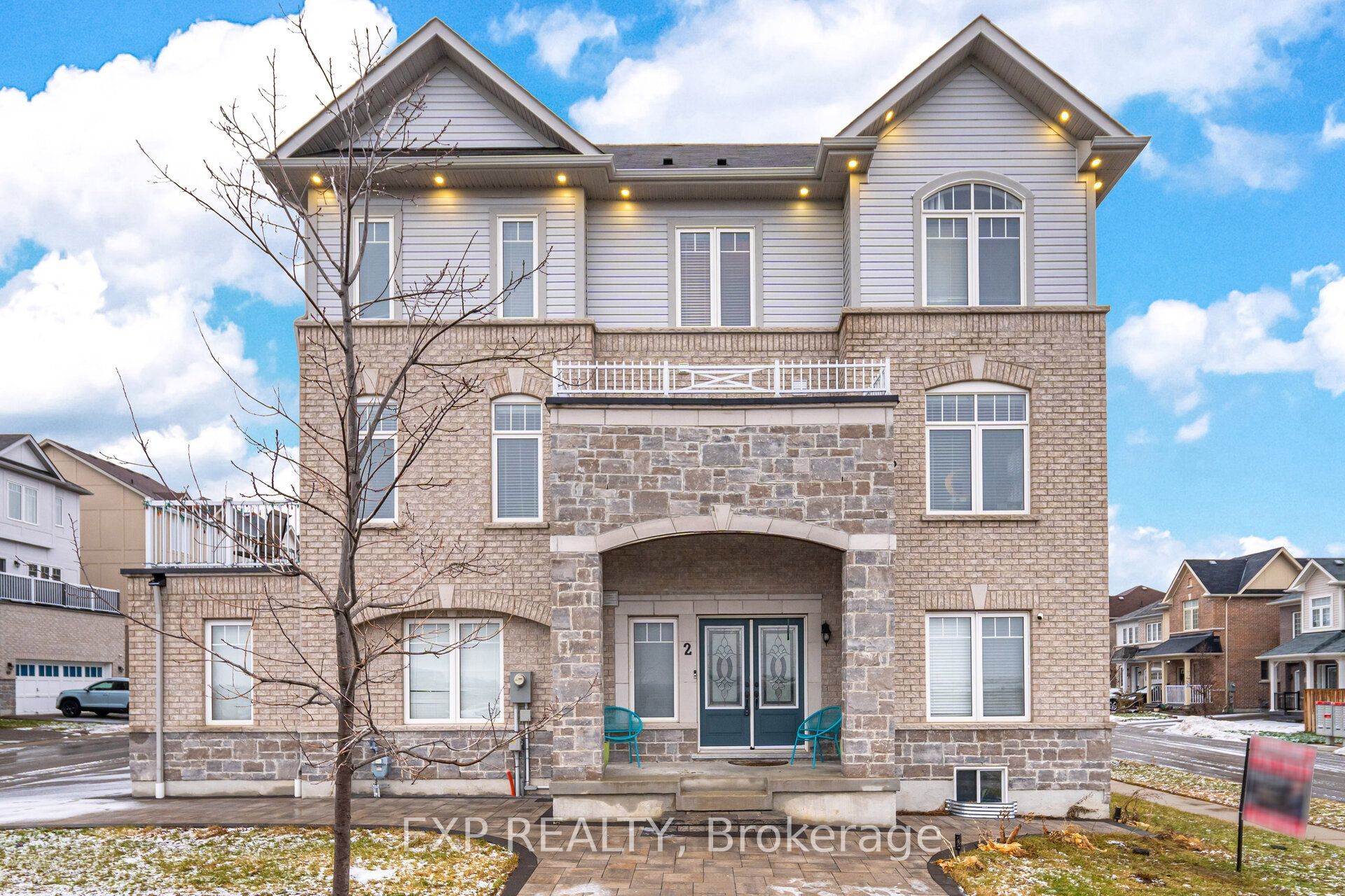 Featured Listing Image