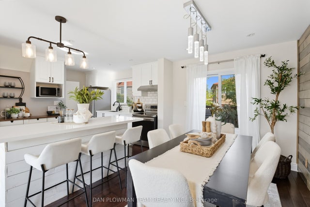 22 Athenia Court, Toronto E10