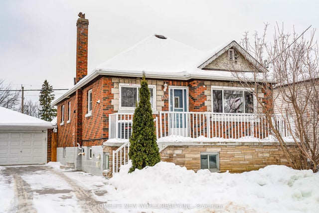 137 Banting Avenue, Oshawa