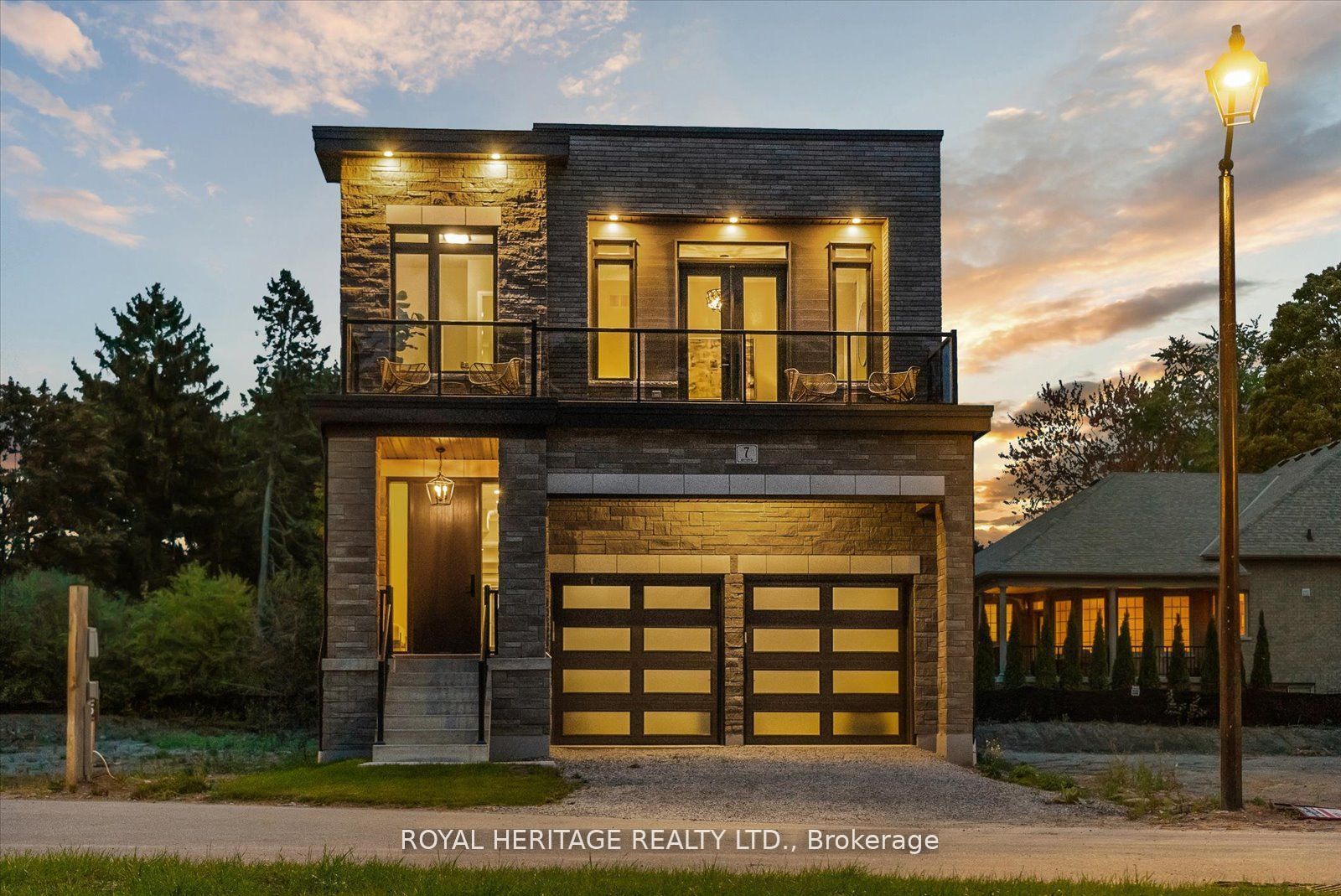 Featured Listing Image