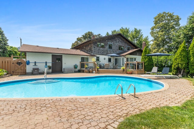 848 Swiss Heights, Oshawa