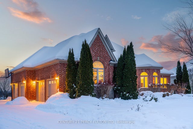 19 Wilson House Drive, Whitby