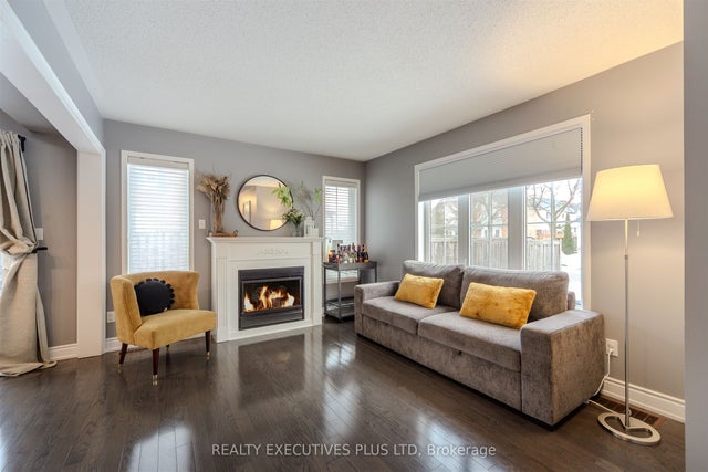 57 Tansley Crescent, Ajax