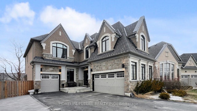 396 Frontier Court, Pickering