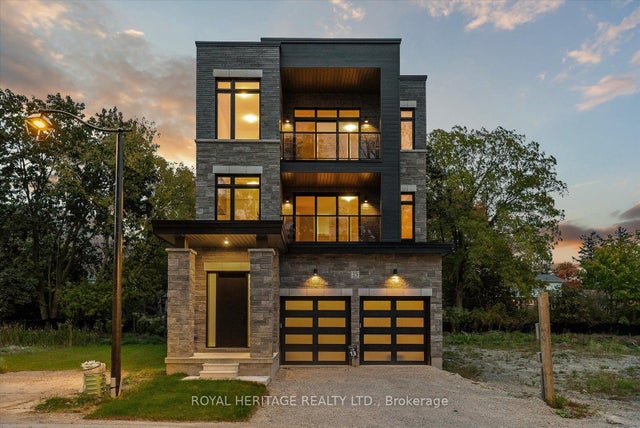 25 Inverlynn Way, Whitby