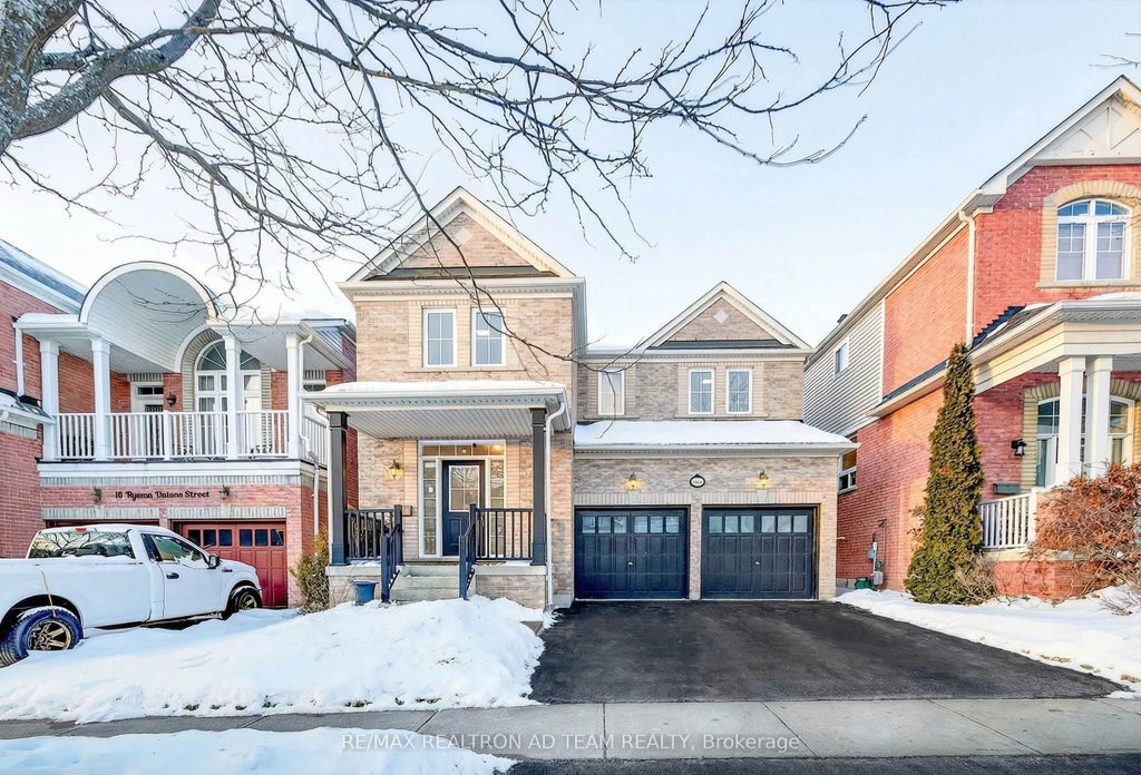 18 Byram Downs Street, Ajax