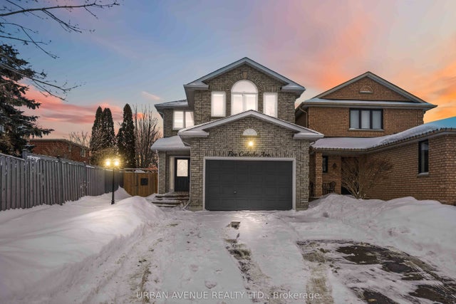 5 Caleche Avenue, Clarington