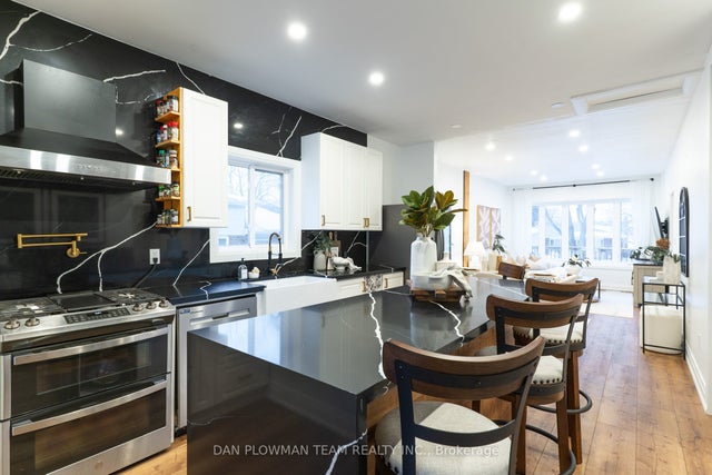 929 Dublin Street, Whitby