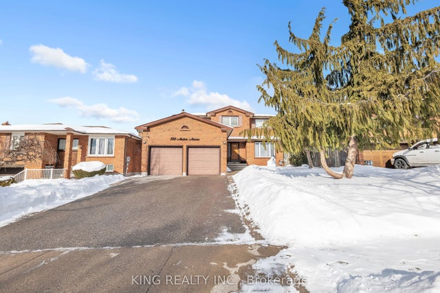 170 Amber Avenue, Oshawa