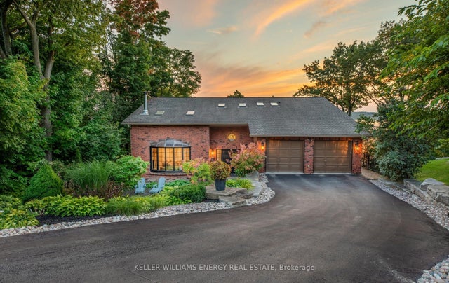 12 Pettet Drive, Scugog