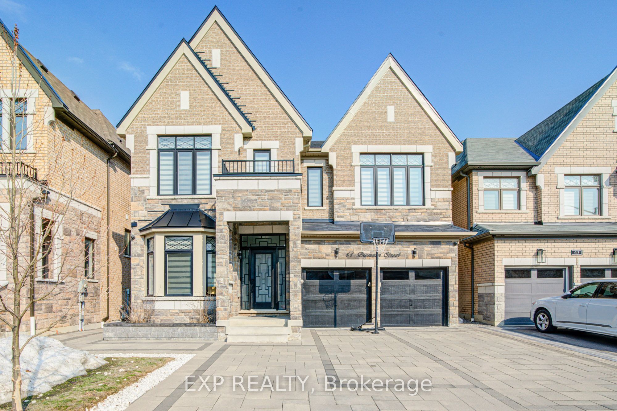 Featured Listing Image