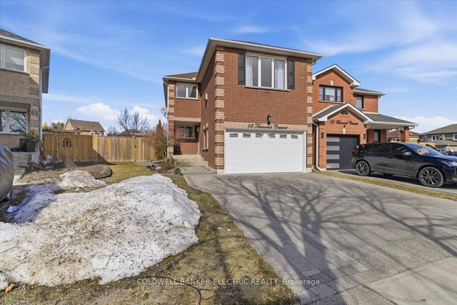 93 Farncomb Crescent, Clarington