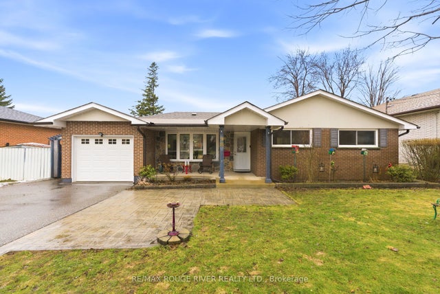 98 Applewood Crescent, Whitby
