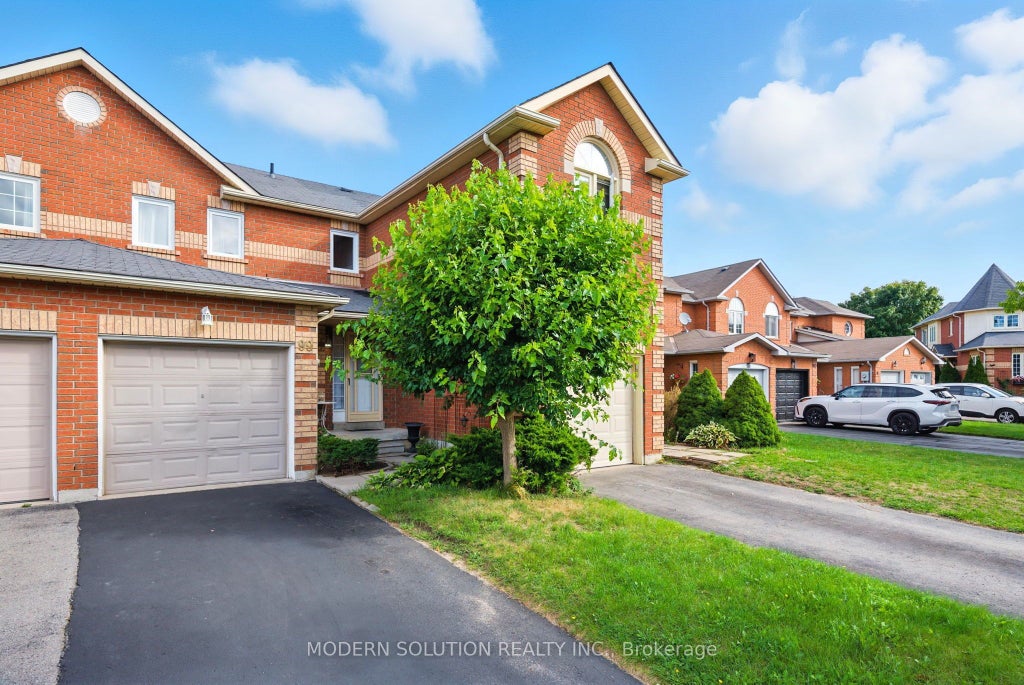 99 Creekwood Crescent, Whitby