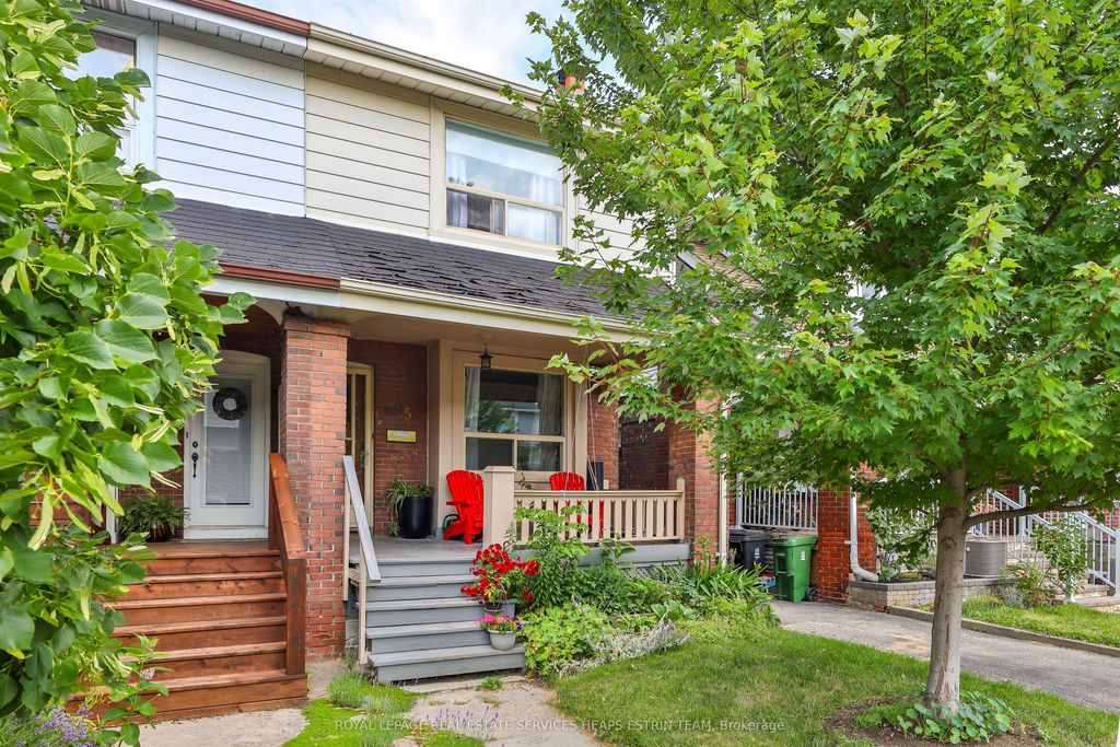 95 Caithness Avenue, Toronto E03