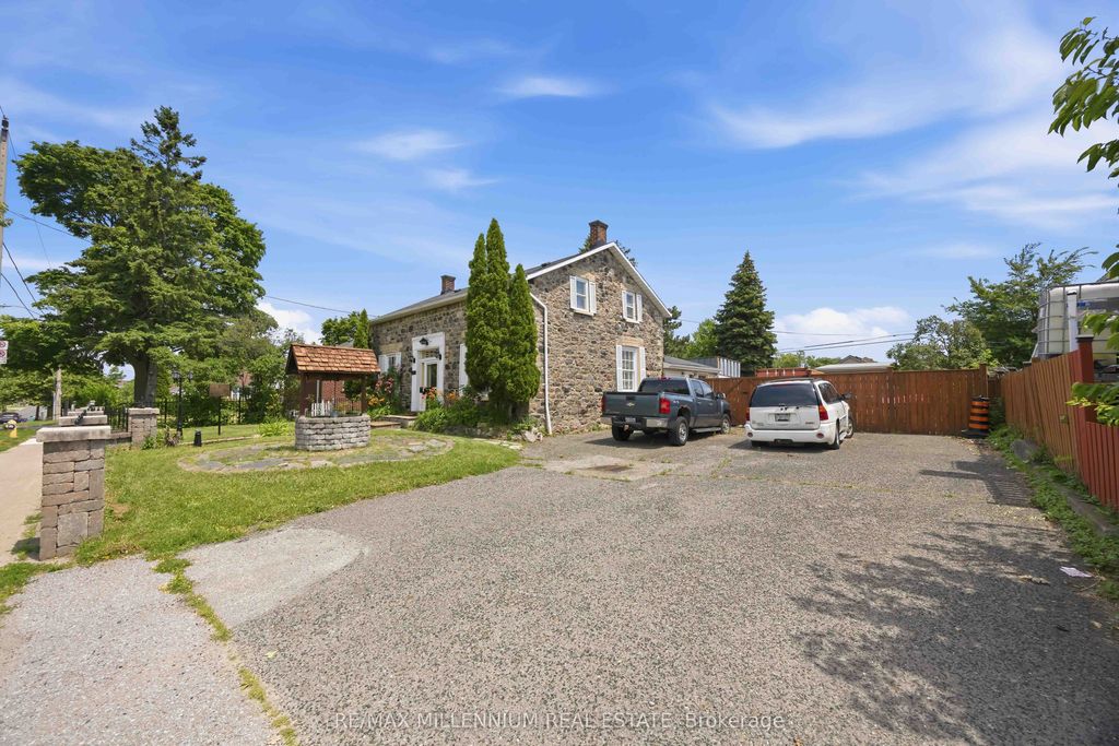 1355 Victoria Park Avenue, Toronto E04
