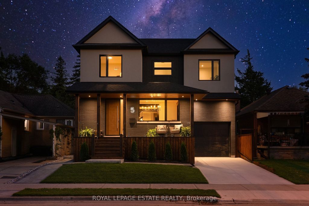 5 North Drive, Toronto E06
