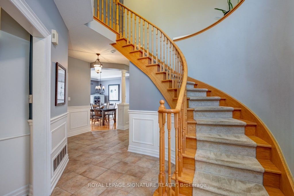 1938 Wildflower Drive, Pickering Property Listing MLS® E9359500