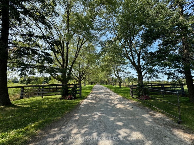 13682 Warden Avenue, Whitchurch-Stouffville